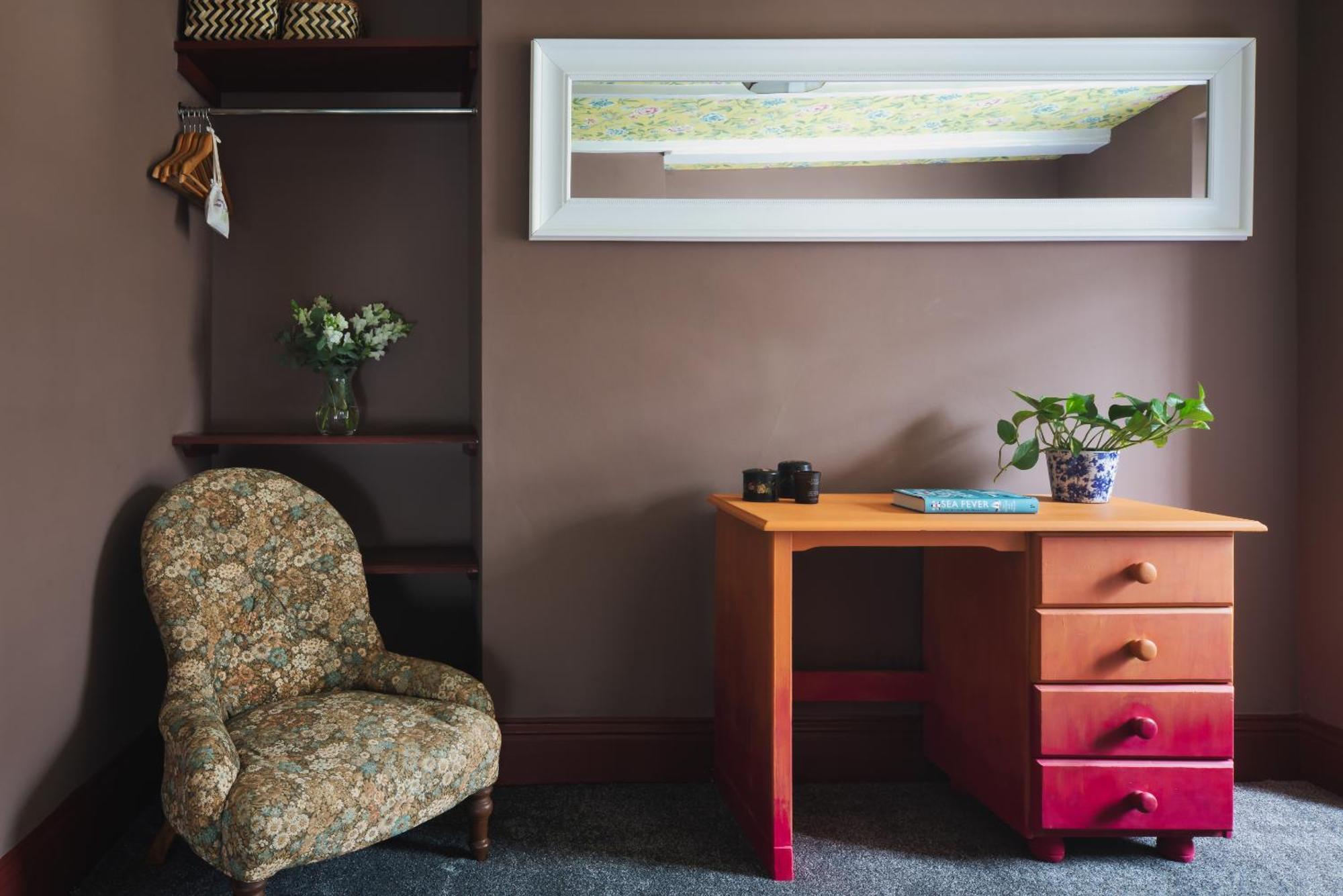 Fourteen Providence Place, Calstock, Cornwall, Self Catering Holiday home Calstock